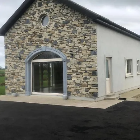 Ard Alainn Lodge, Adorable Setting, Scenic Views Apartment *